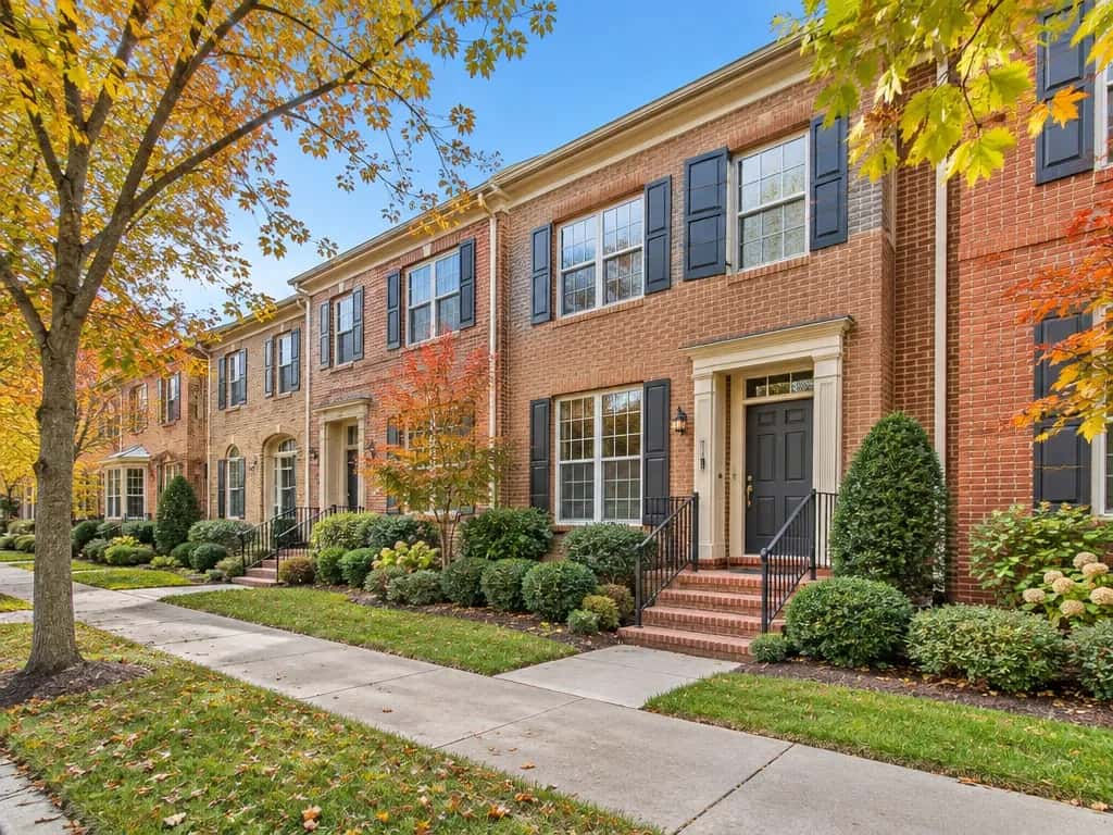 Architectural Exteriors & Dream Homes preview 7